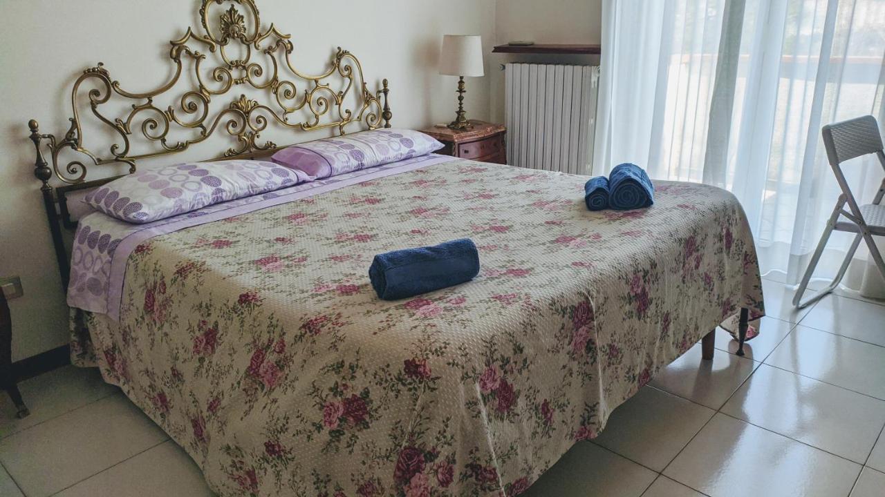נאפולי Peppino'S Room מראה חיצוני תמונה