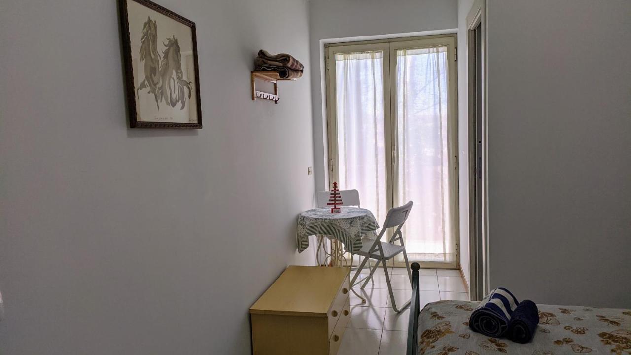 נאפולי Peppino'S Room מראה חיצוני תמונה